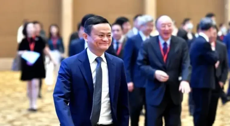 Alibaba, the leader in the Chinese E-Commerce in 2025?